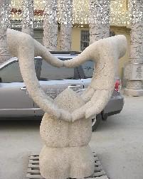 南阳石雕艺术荟萃 动物石雕价格、厂家与工艺全解析